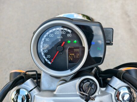 2024 Honda CB 350, серый, 485000 рублей, вид 5