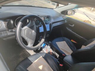 2016 Kia Rio III Рестайлинг, белый, 600000 рублей, вид 5