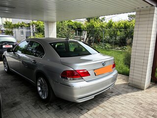 2006 BMW 7 серии 730d IV (E65/E66) Рестайлинг, серебристый, 2000000 рублей, вид 2