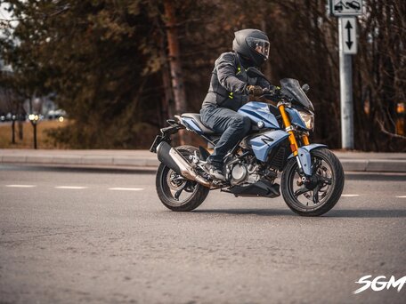 2018 BMW G 310 R, синий, 410000 рублей, вид 1