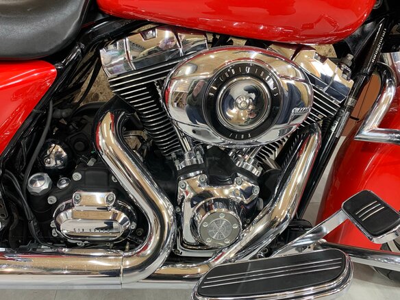 2009 Harley-Davidson Street Glide, красный - вид 13