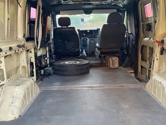 2013 Ford Transit, бежевый, 650000 рублей - вид 6