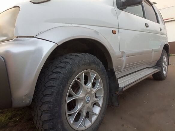 1999 Daihatsu Terios I, белый, 510000 рублей - вид 4