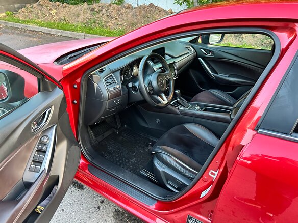 2017 Mazda 6 III (GJ) Рестайлинг, красный, 1800000 рублей - вид 6