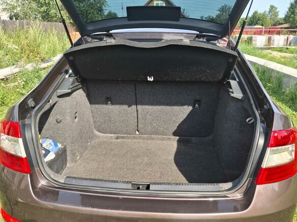 2015 Skoda Octavia III (A7), коричневый, 1000000 рублей - вид 11