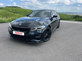2020 BMW 3 серии 320d xDrive VII (G2x), чёрный, 3900000 рублей, вид 3