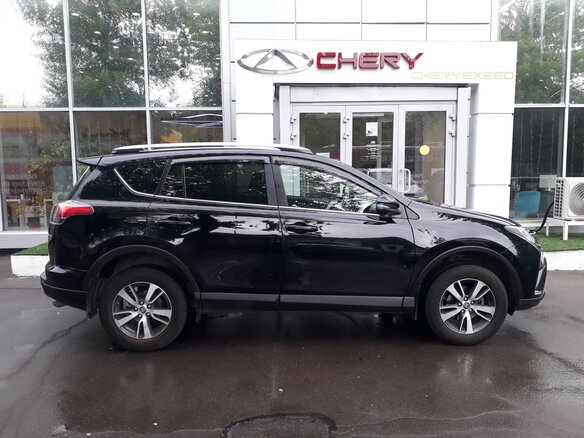 2017 Toyota RAV4 IV (XA40) Рестайлинг, чёрный - вид 4