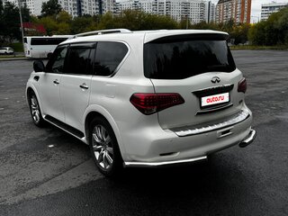 2012 Infiniti QX56 II, белый, 2490000 рублей, вид 4