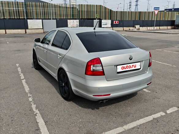 2012 Skoda Octavia II (A5) Рестайлинг, серебристый, 890000 рублей - вид 2