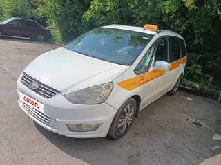 2014 Ford Galaxy II Рестайлинг, белый, 625000 рублей, вид 1