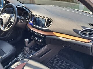 2024 Lada (ВАЗ) Vesta Cross I Рестайлинг (NG), белый, 1300000 рублей, вид 5