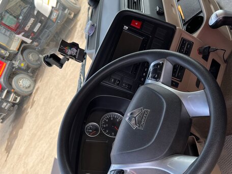 2022 Sinotruk Howo T5G, красный, 6250000 рублей, вид 4