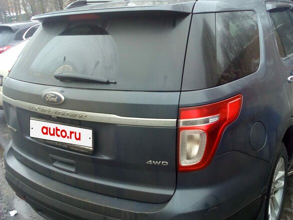2013 Ford Explorer V, серый, 1300000 рублей - вид 2