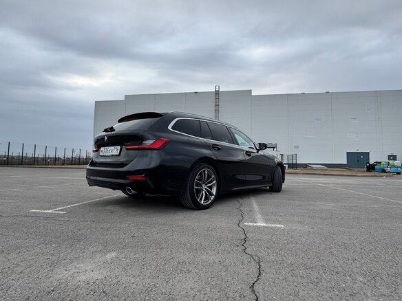 2019 BMW 3 серии 318d VII (G2x), чёрный, 2690000 рублей - вид 6