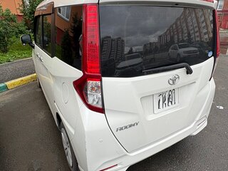 2020 Toyota Roomy I Рестайлинг, белый, 1350000 рублей, вид 4