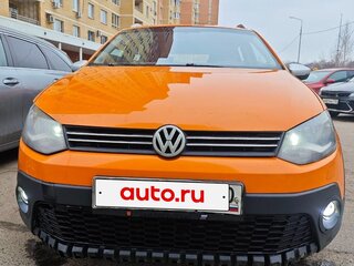 2012 Volkswagen Polo Cross V, оранжевый, 960000 рублей, вид 3