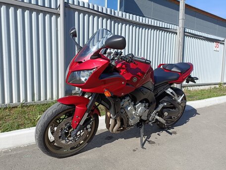 2008 Yamaha FZ1, красный, 600000 рублей, вид 2