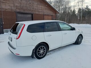 2011 Ford Focus II Рестайлинг, белый, 380000 рублей, вид 5