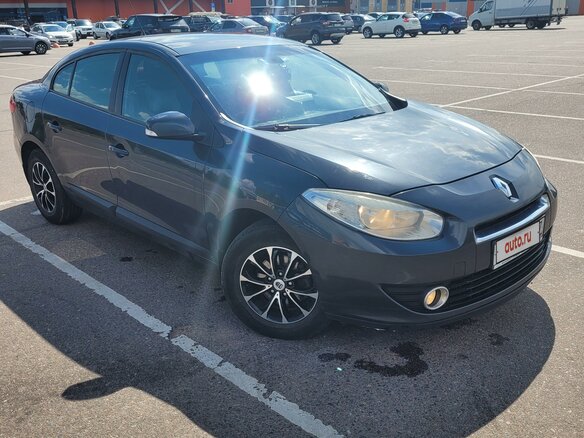 2010 Renault Fluence I, серый, 800000 рублей - вид 2