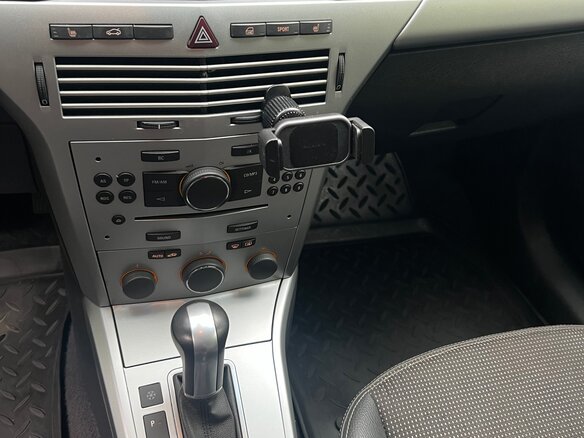 2011 Opel Astra H Рестайлинг, чёрный, 850000 рублей - вид 12