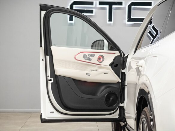 2026 Zeekr 8X 70 kWh, белый, 11994000 рублей - вид 18