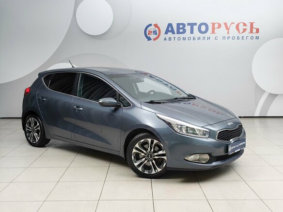 2013 Kia Ceed II, синий