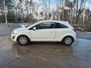 2011 Opel Corsa D Рестайлинг II, белый, 560000 рублей, вид 2