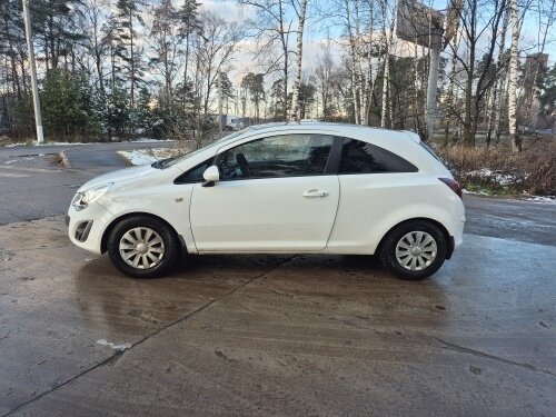 2011 Opel Corsa D Рестайлинг II, белый, 560000 рублей - вид 1