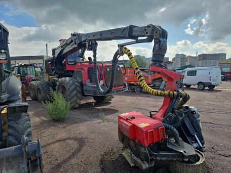 2016 Komatsu 931, красный, 25000000 рублей, вид 1
