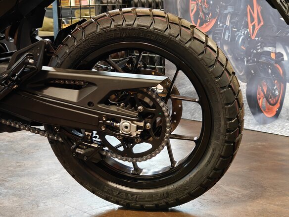 2026 KTM 390 Adventure X, белый, 720000 рублей - вид 15
