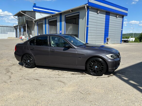 2007 BMW 3 серии 325xi V (E90/E91/E92/E93), серый, 1425000 рублей - вид 3