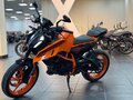2025 KTM 390 Duke, золотистый, 699000 рублей - вид 6