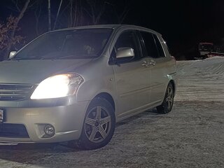 2006 Toyota Raum II, серебристый, 720000 рублей, вид 1