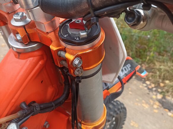 2017 KTM 300 EXC, оранжевый, 550000 рублей - вид 12