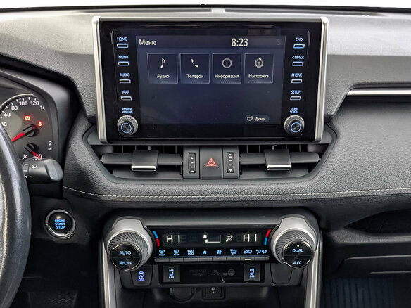 2021 Toyota RAV4 V (XA50), белый, 2865000 рублей - вид 16