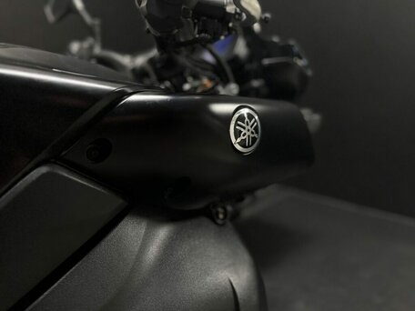 2024 Yamaha MT-10, чёрный, 1399000 рублей, вид 5