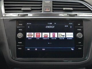 2019 Volkswagen Tiguan II, серебристый, 2150000 рублей, вид 4