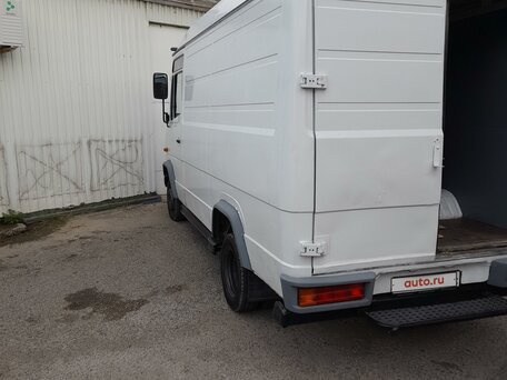 2001 Mercedes-Benz Vario, белый, 1250000 рублей, вид 3