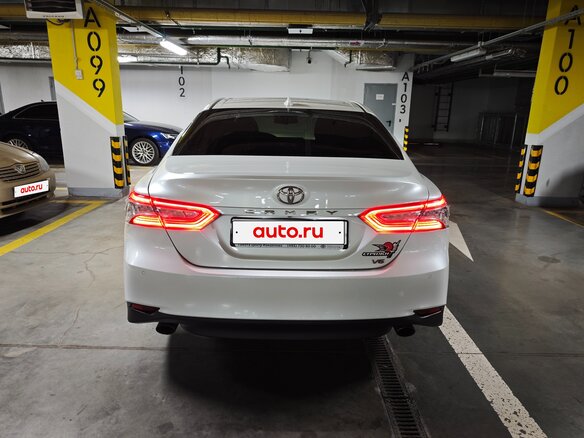 2018 Toyota Camry VIII (XV70), белый, 2900000 рублей - вид 5
