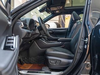 2025 Toyota Crown Kluger, чёрный, 5660000 рублей, вид 5
