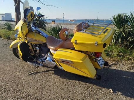 2005 Harley-Davidson Electra Glide, жёлтый, 650000 рублей, вид 2