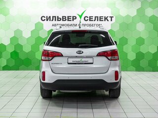 2016 Kia Sorento II Рестайлинг, серебристый, 1930000 рублей, вид 4
