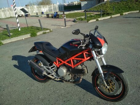2002 Ducati Monster 620, чёрный, 290000 рублей, вид 2