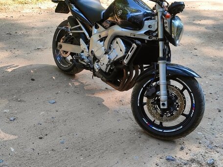 2005 Yamaha FZ6, чёрный, 400000 рублей, вид 2