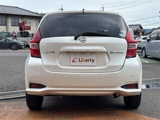 2018 Nissan Note Nismo II Рестайлинг, белый, 643000 рублей, вид 5