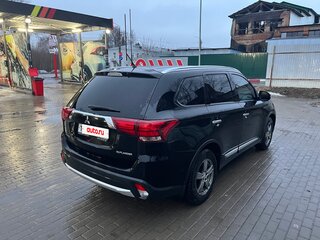 2016 Mitsubishi Outlander III Рестайлинг 2, чёрный, 2100000 рублей, вид 4