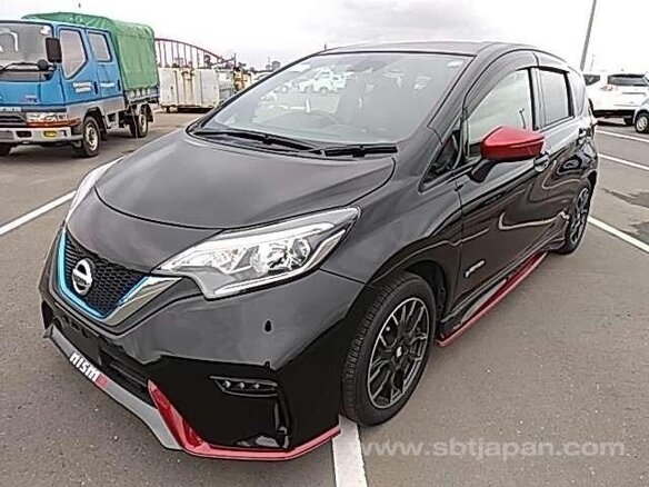2017 Nissan Note e-Power II Рестайлинг, чёрный - вид 2