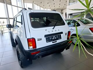 2024 Lada (ВАЗ) Niva Legend Bronto I, белый, 1541500 рублей, вид 3