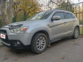 2011 Mitsubishi ASX I, серебристый, 850000 рублей, вид 3