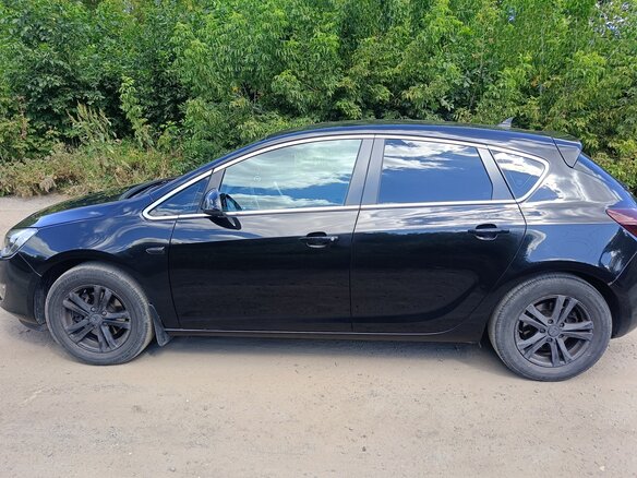 2010 Opel Astra J, чёрный, 800000 рублей - вид 7